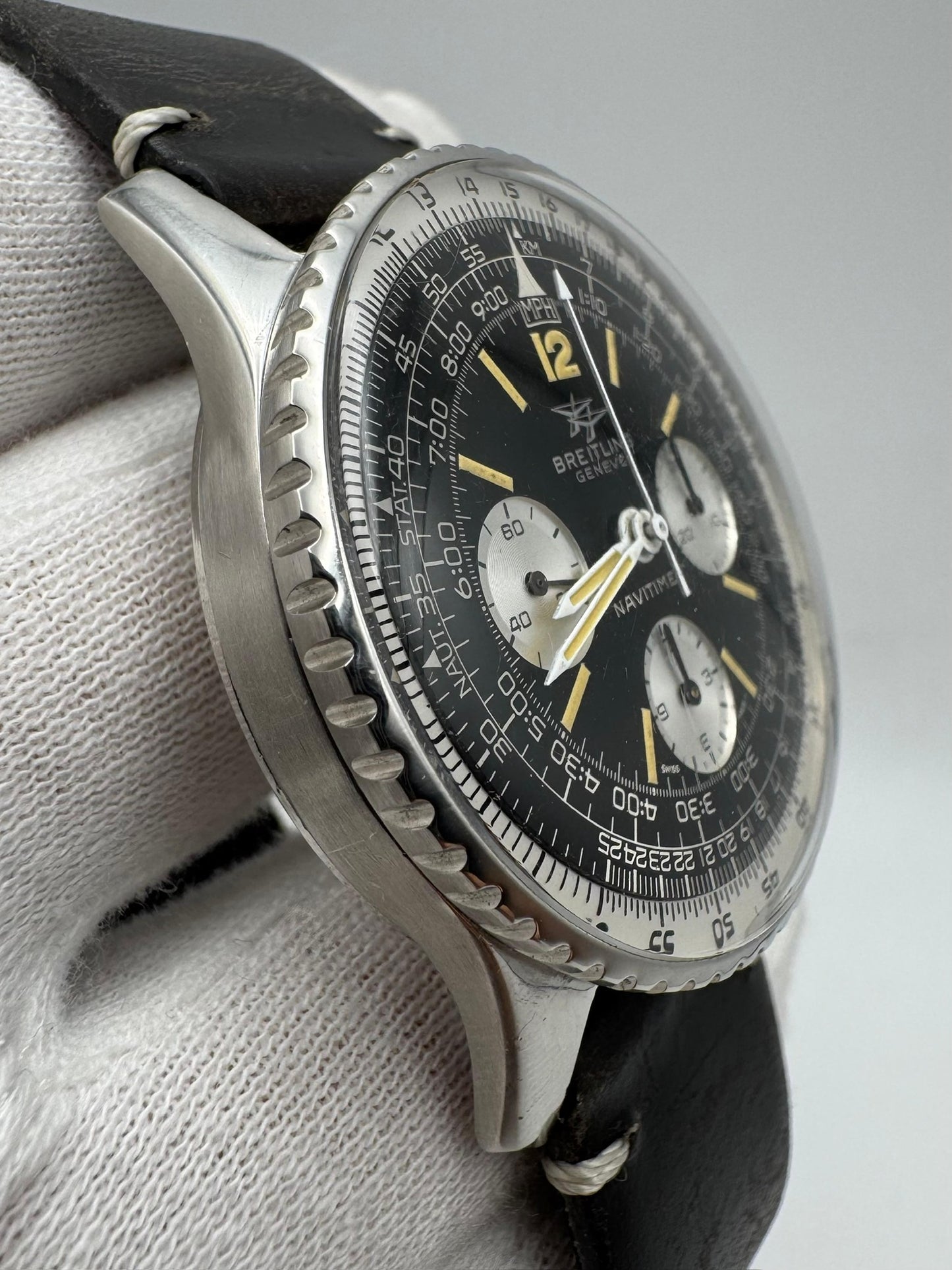 Breitling Navitimer 806 Vintage Steel Yellow Patina 1970 (Serviced)