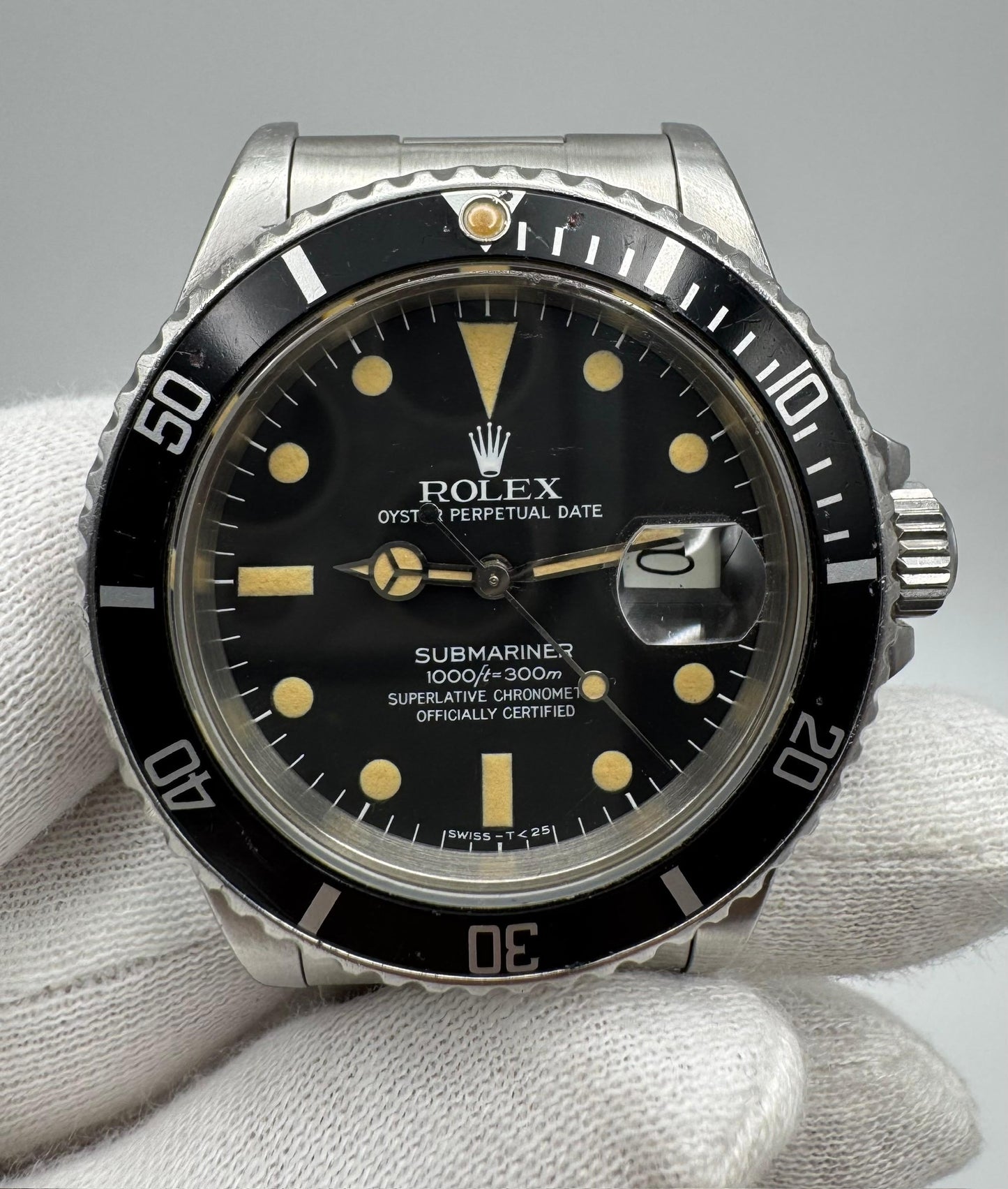 Rolex Submariner Date 16800 Matte Dial Yellow Patina 1986 (Full-Set/Serviced)
