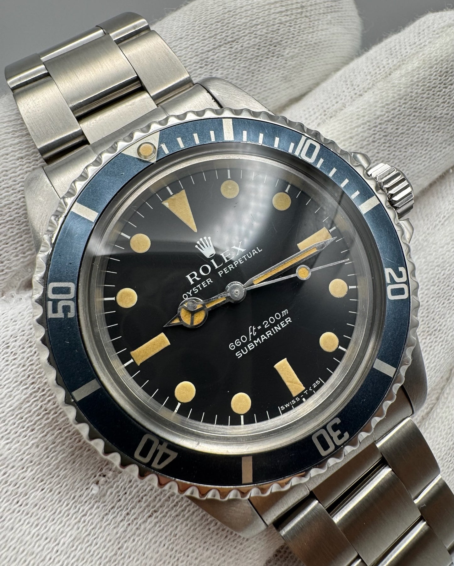 Rolex Submariner (No Date) 5513 Maxi Dial Pumpkin Patina Faded Insert 1979 (Full-Set/Serviced)