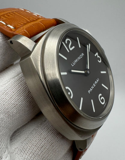 Panerai Luminor Base PAM116 Titanium Tobacco Dial 2002 (Full-Set/Serviced)