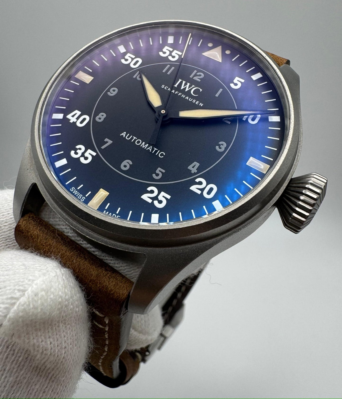 IWC Big Pilot Spitfire 43 Titanium Black Dial 2023 (Full-Set/Mint)