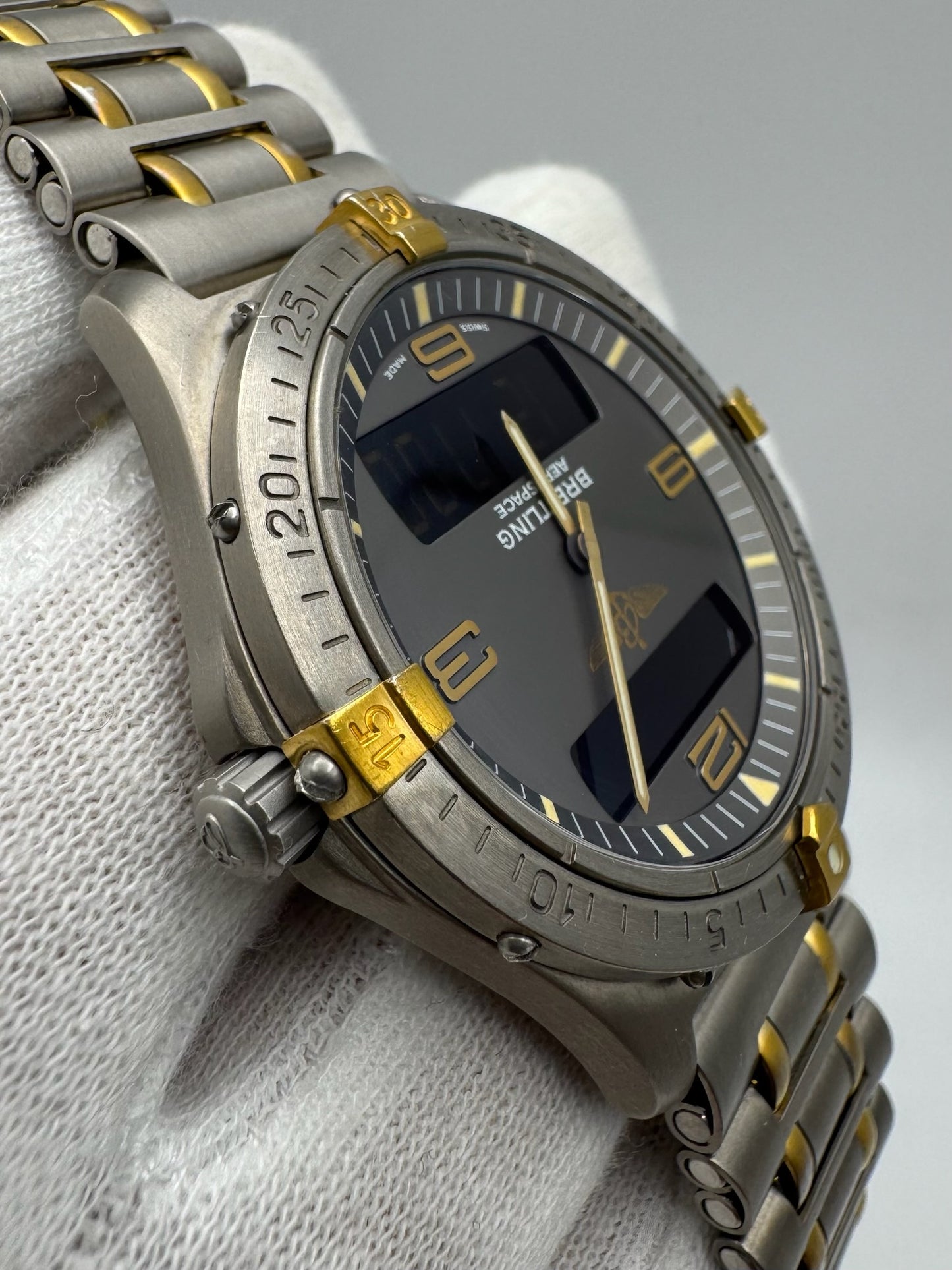 Breitling Aerospace Full Titanium Two Tone Grey Tritium Dial Yellow Patina Vintage 1995