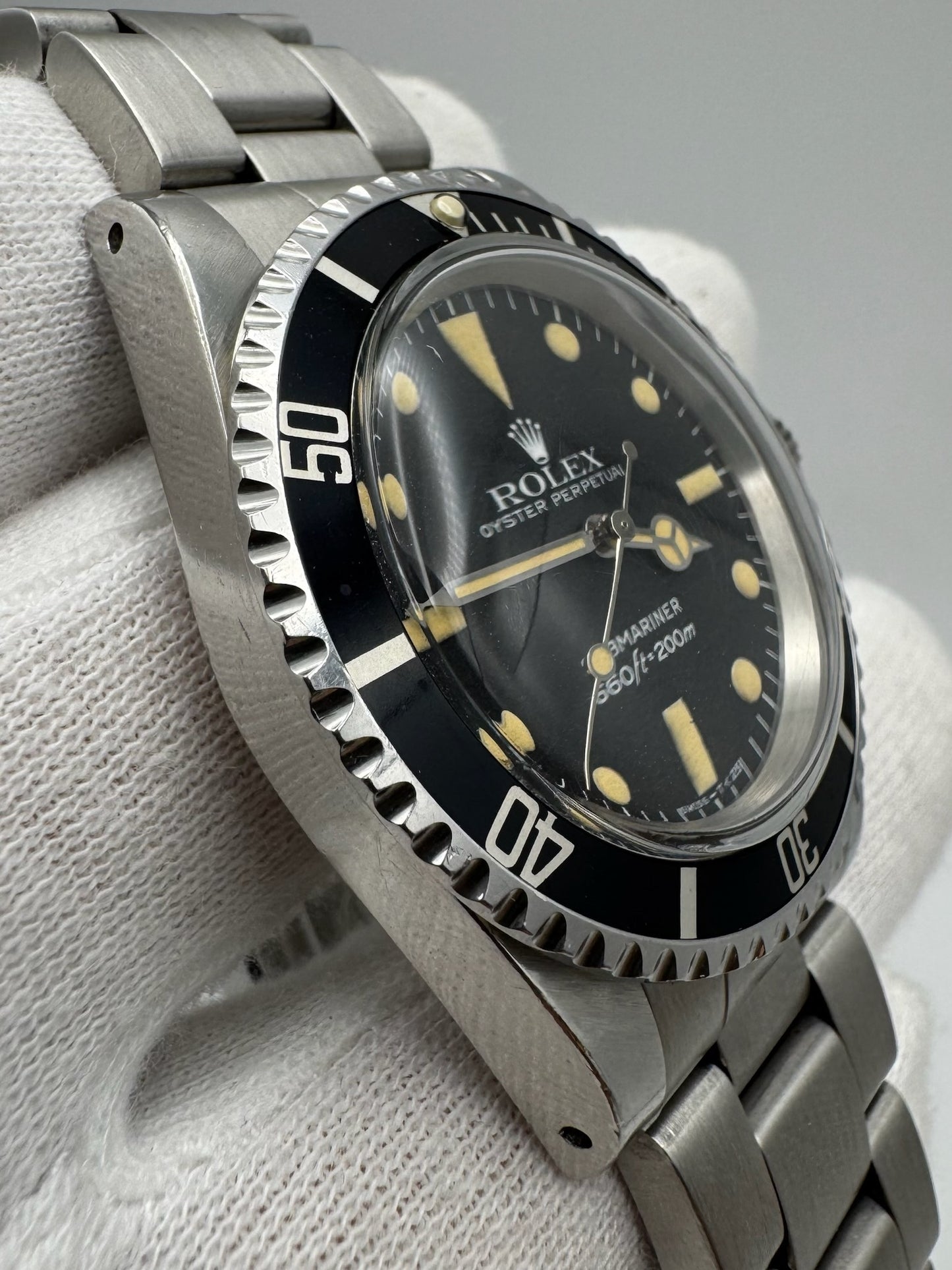 Rolex Submariner (No Date) 5513 Maxi Dial Yellow Patina 1982 (Full-Set/Unpolished/Serviced)
