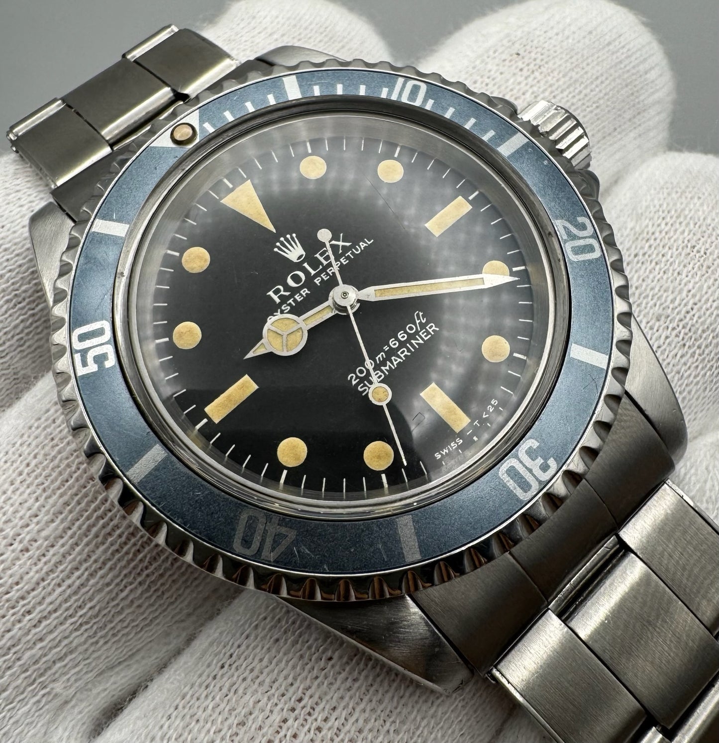 Rolex Submariner (No Date) 5513 "Meters First" Zinc Sulfide Yellow Patina Faded Blue Insert 1967 (Serviced)