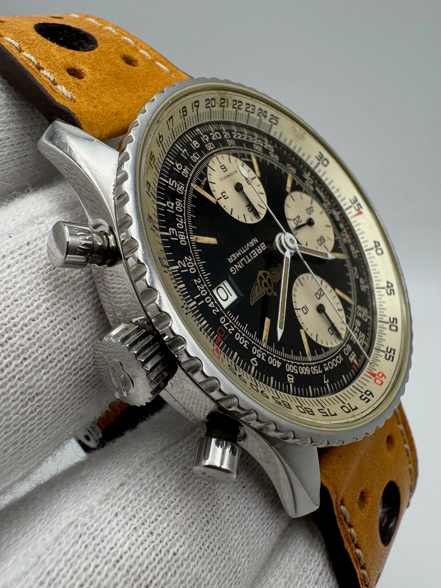 Breitling Old Navitimer Steel Automatic Chronograph Black Tritium Dial Patina 1985