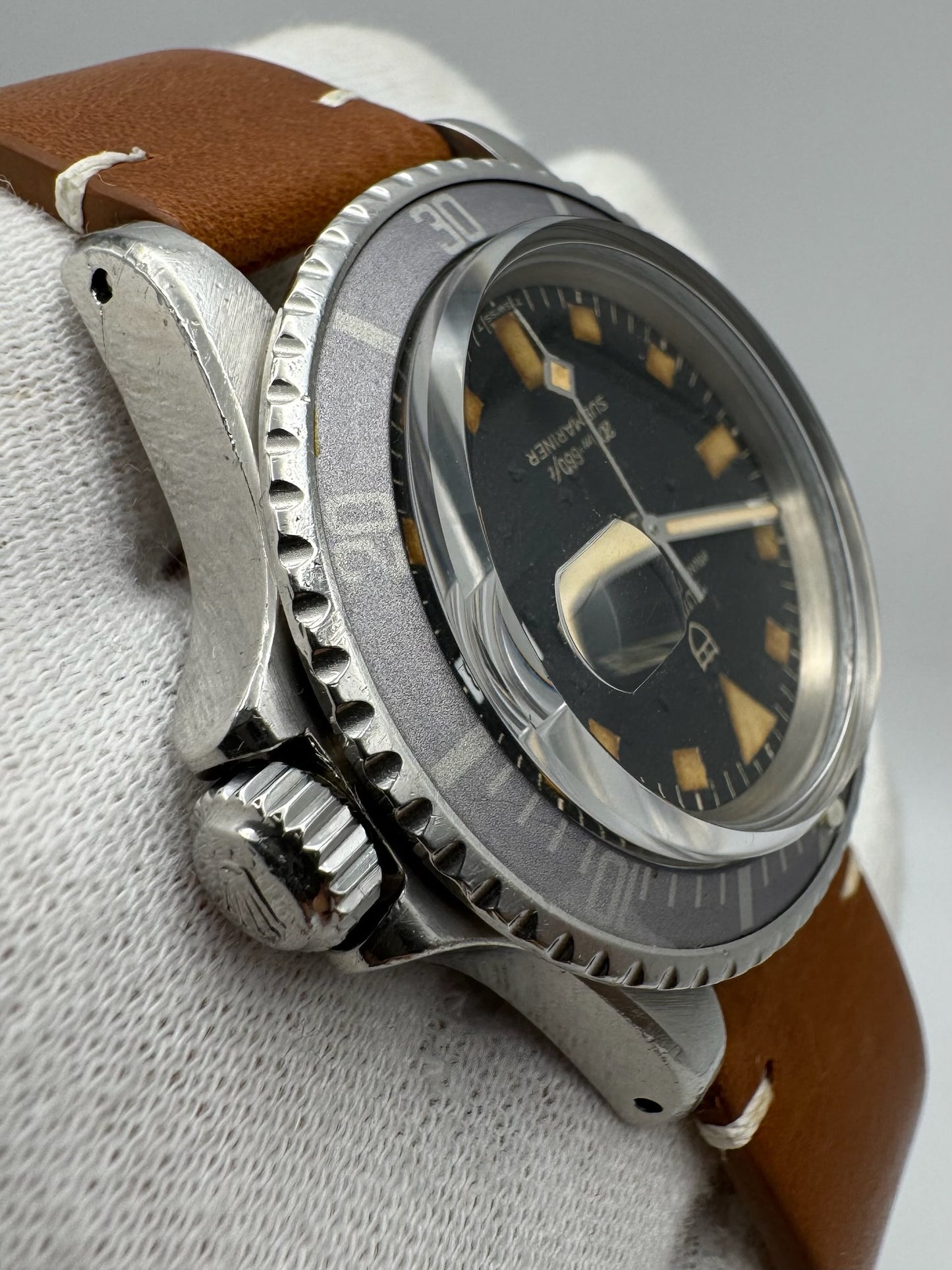 Tudor Submariner Snowflake 9411/0 Blue Confetti Dial Pumpkin Patina Blue/Lavender Insert 1976 (Unpolished)