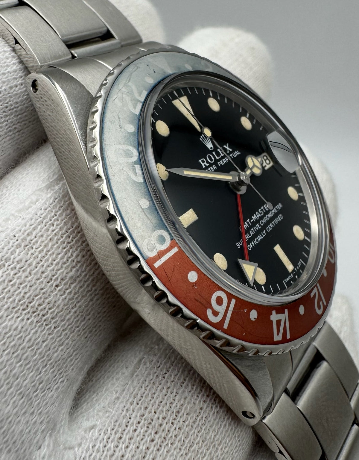 Rolex GMT-Master 1675 MK1 Long E Yellow Patina Faded Red Back Pepsi Insert 1970 (Full-Set/Serviced)