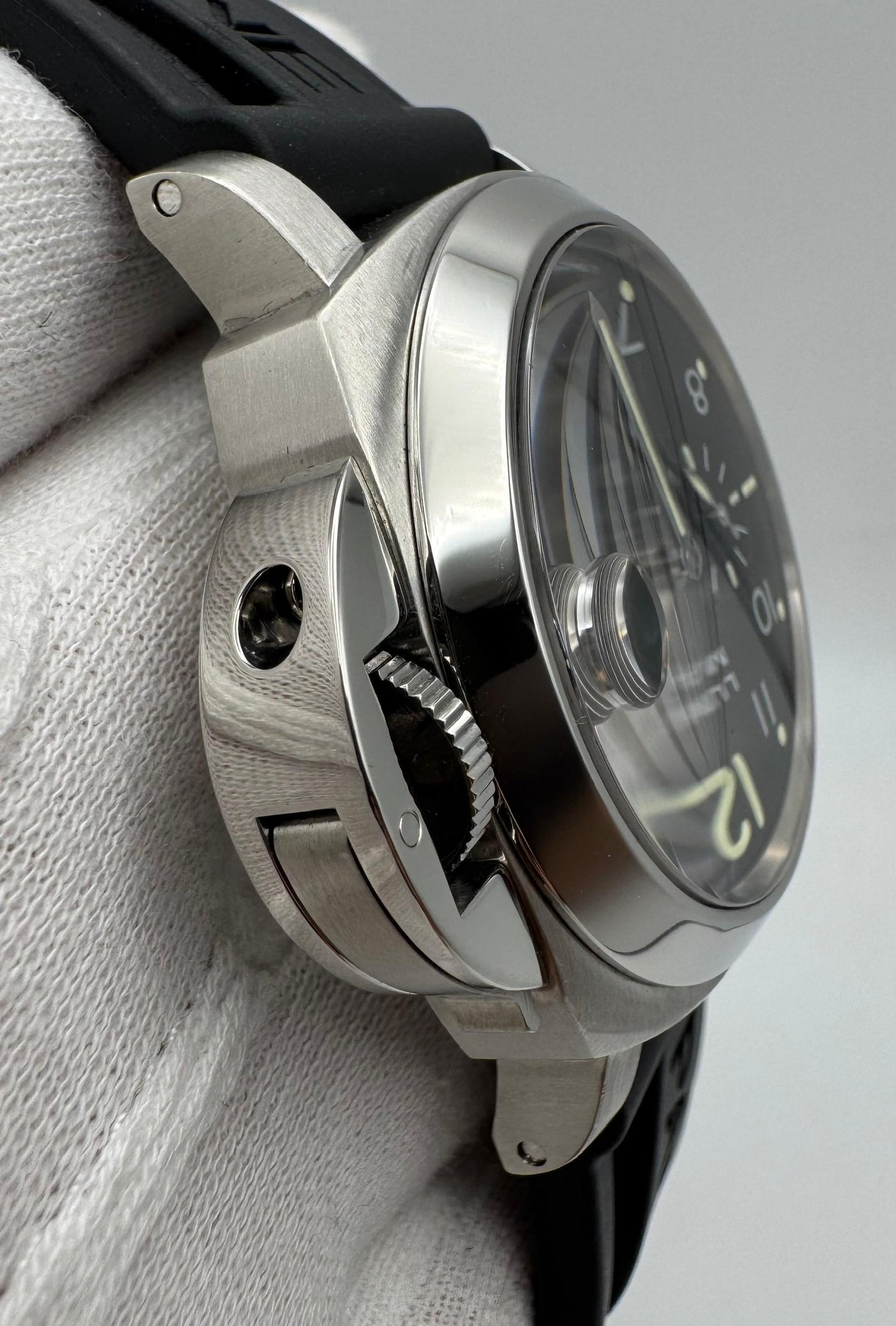 Panerai Luminor Marina Automatic PAM 00164 Black Arabic Dial 2010 (Full-Set/Unpolished)