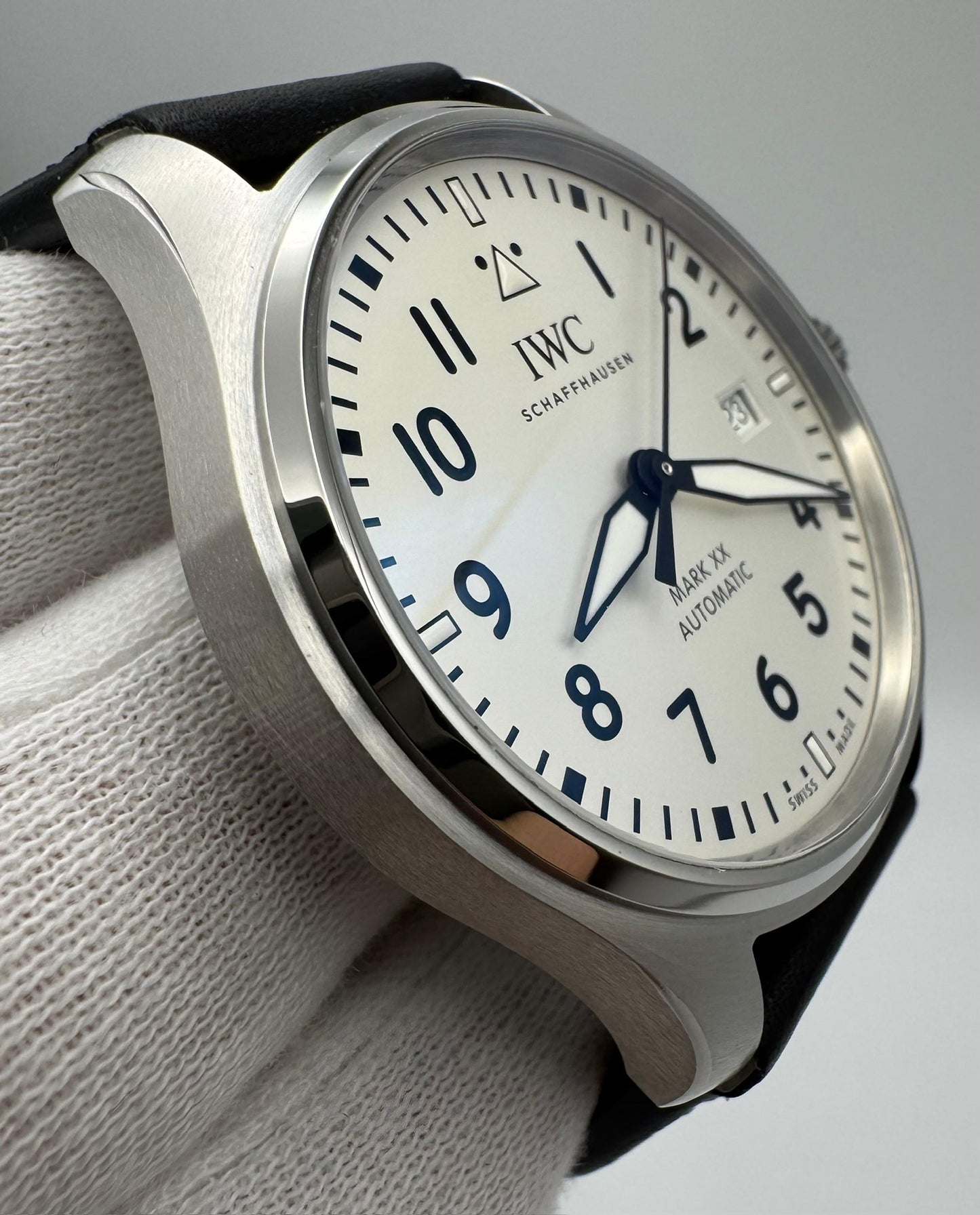 IWC Pilot Mark XX 40 White Dial 5 Days Power Reserve 2024 (Full-Set)