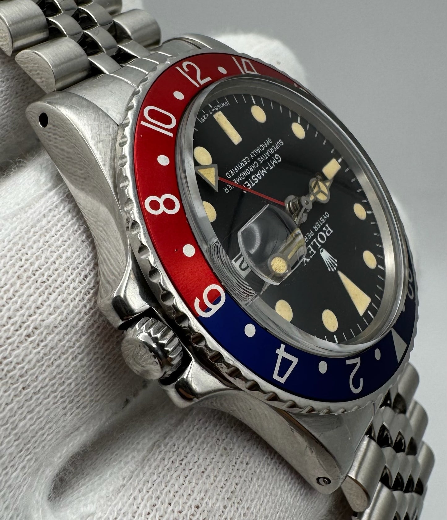 Rolex GMT-Master 1675 MK5 Pepsi Jubilee Yellow Patina 1978 (Serviced)