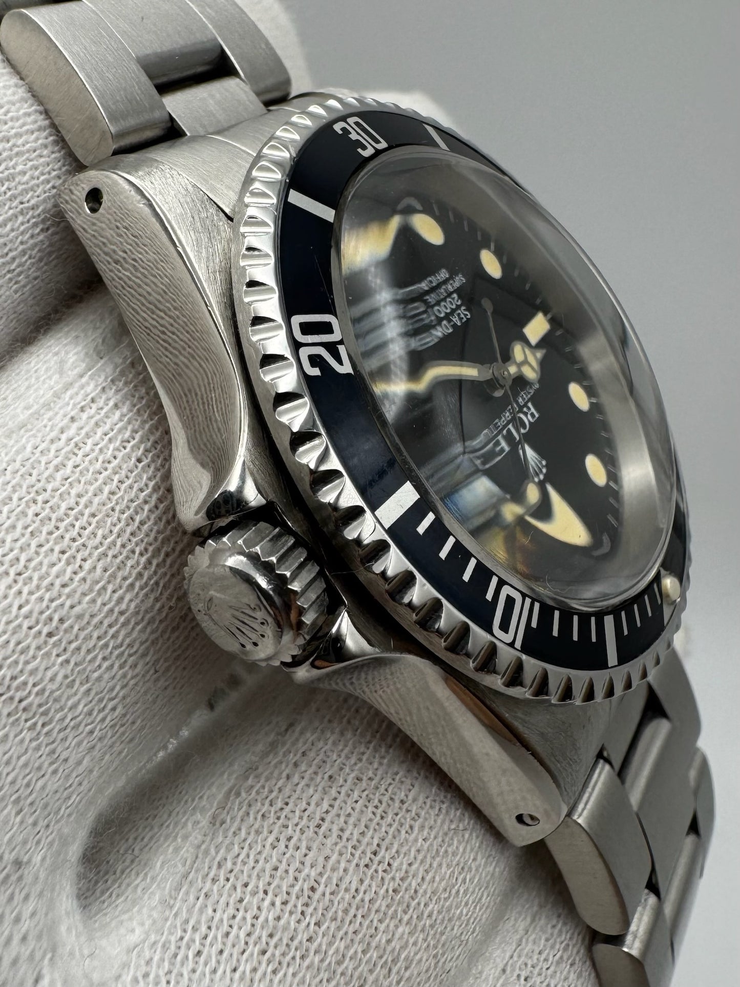 Rolex Sea-Dweller 1665 Great White Yellow Patina 1979 (Mint/Serviced)