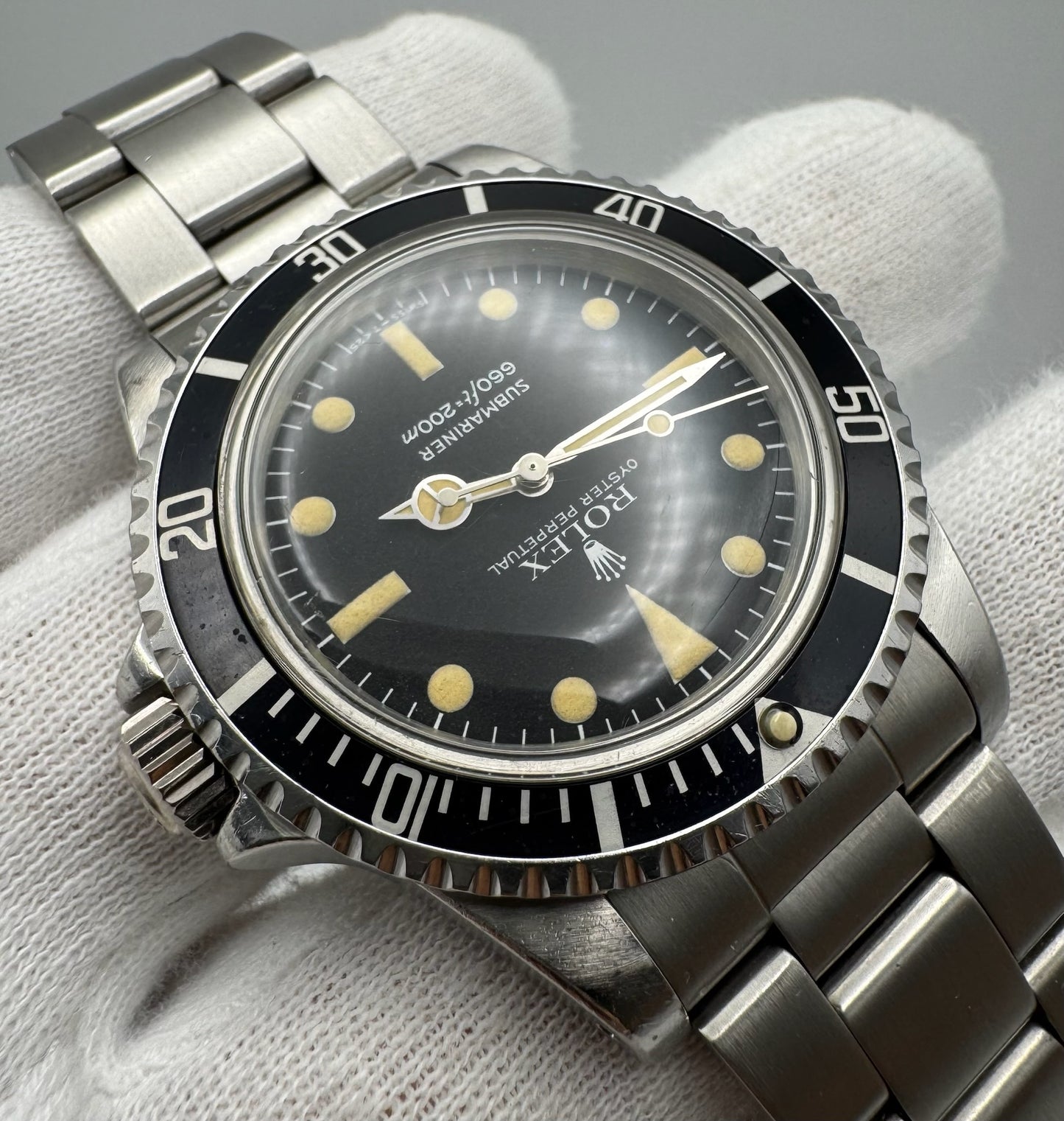 Rolex Submariner (No Date) 5513 Maxi Dial Yellow Patina 1982 (Full-Set/Unpolished/Serviced)