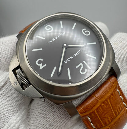 Panerai Luminor Base PAM116 Titanium Tobacco Dial 2002 (Full-Set/Serviced)