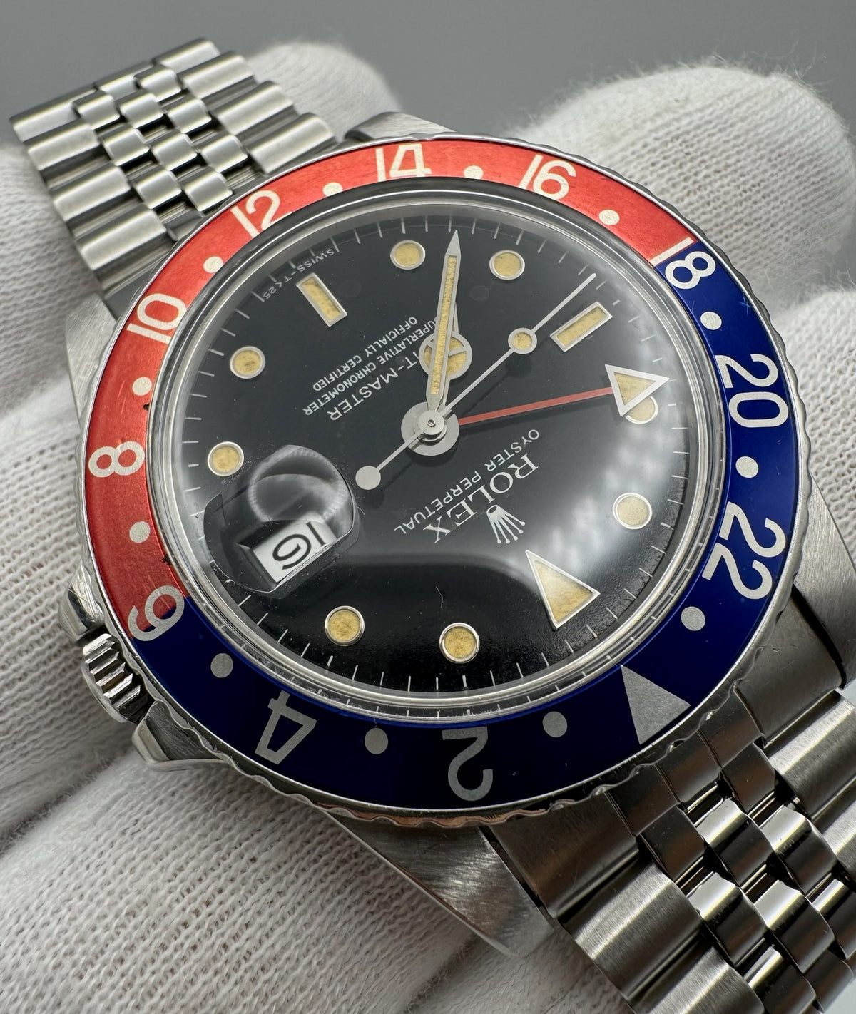 Rolex GMT-Master 16750 Jubilee Pepsi Yellow Patina 1984 (Serviced)