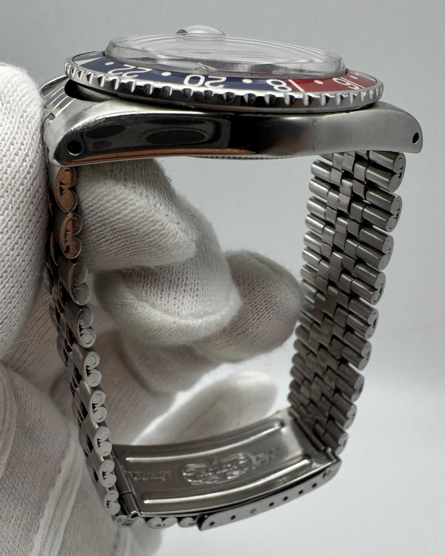 Rolex GMT-Master 1675 MK1 Long E Pepsi Insert Zinc Sulfide Yellow Patina Lume 1968
