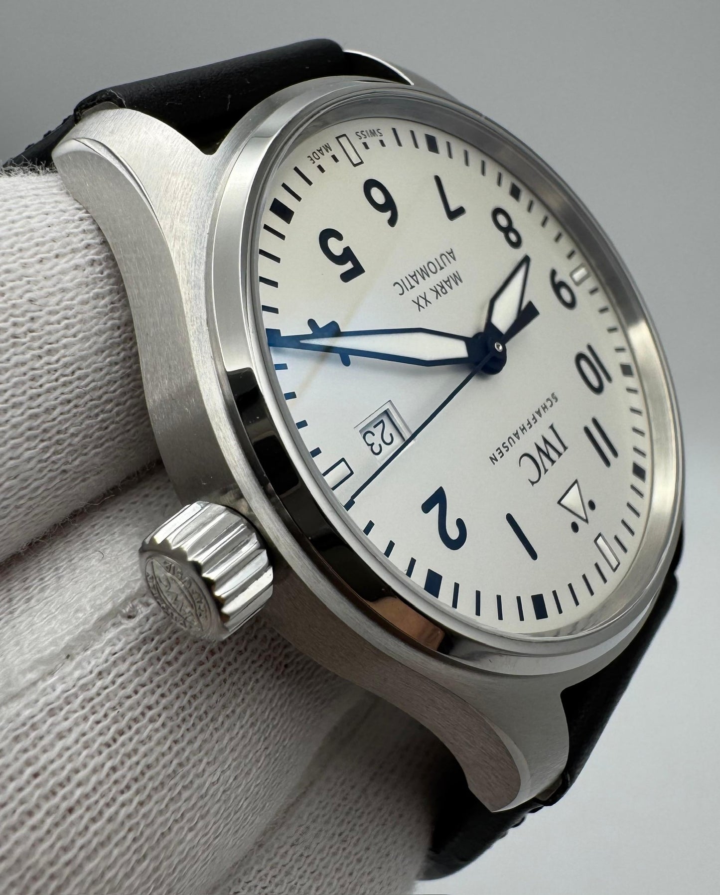IWC Pilot Mark XX 40 White Dial 5 Days Power Reserve 2024 (Full-Set)