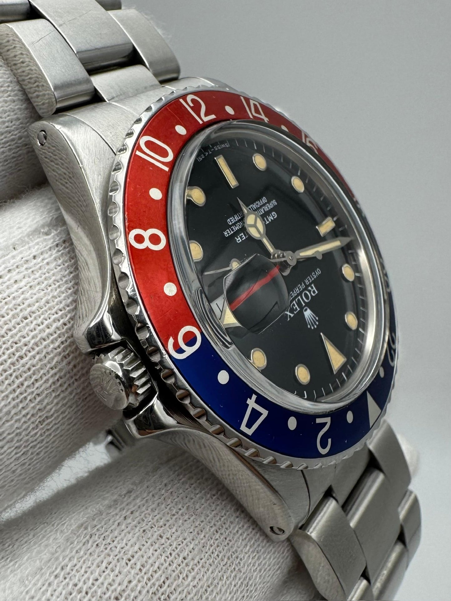 Rolex GMT-Master 16750 Pepsi Bezel Yellow Patina 1986 (Full-Set/Serviced)