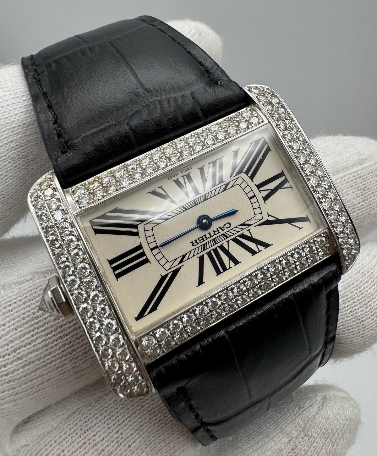 Cartier Tank Divan W6300655 Large Model 30x38mm Steel Diamond Set 2006 (Full-Set/Unpolished)